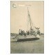 carte postale ancienne 59 BRAY-DUNES. Sur un Bateau de Pêche sur la Plage 1915