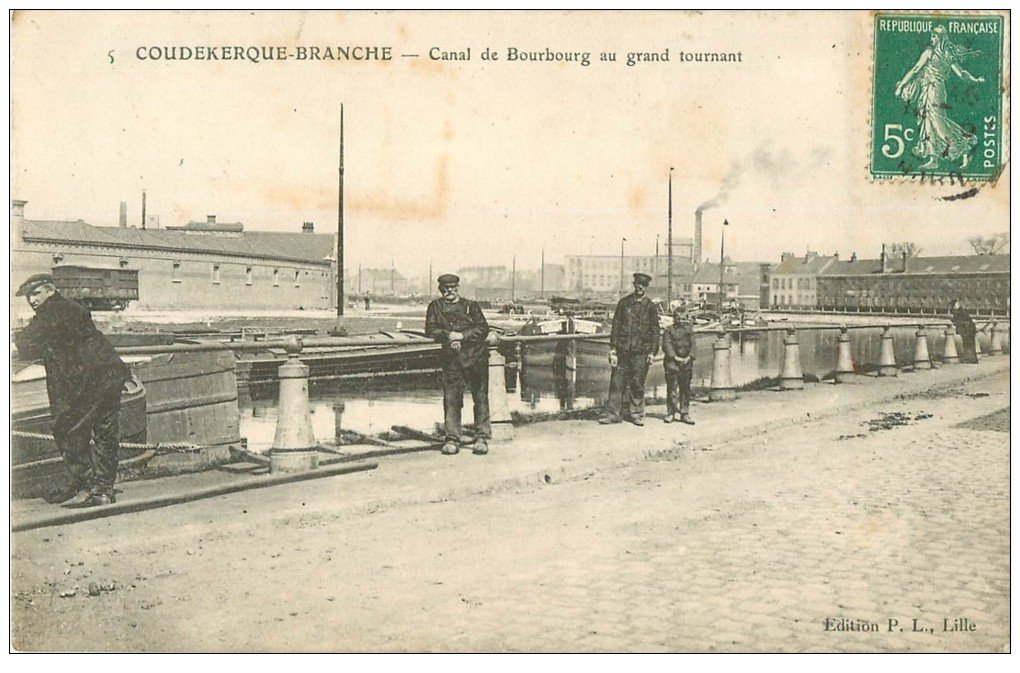 59 COUDEKERQUE-BRANCHE. Péniches Canal de Bourbourg