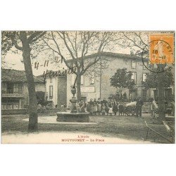carte postale ancienne 11 MOUTHOUMET. La Place 1921. Grand Café Miailhe et Hôtel Marty