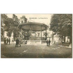 carte postale ancienne 59 MAUBEUGE. Kiosque à Musique Place Verte 1917