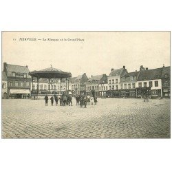 59 MERVILLE. Kiosque sur Grand'Place. Au Bon Marché