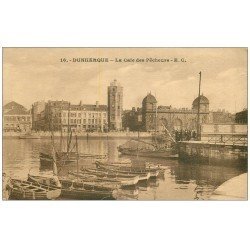 carte postale ancienne DUNKERQUE 59. La Cale aux Pêcheurs. Métiers de la Mer