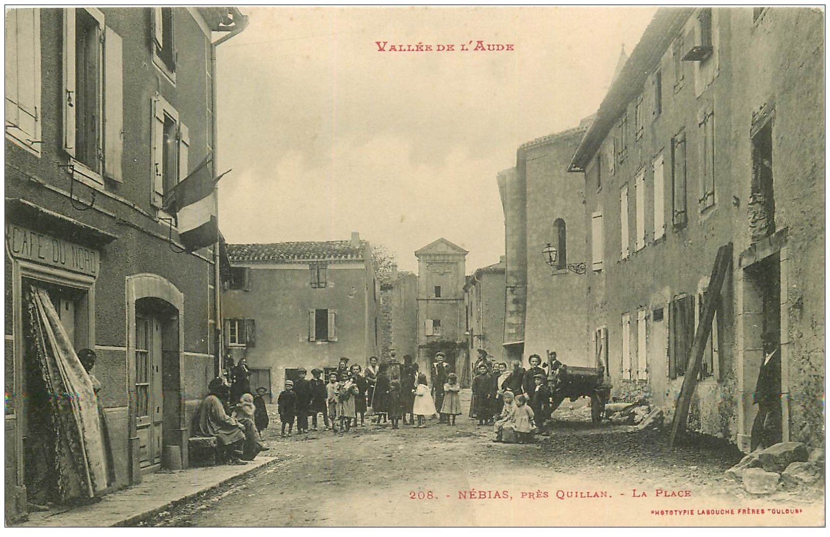 11 NEBIAS. La Place et le Café du Nord