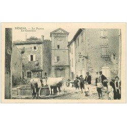 carte postale ancienne 11 NEBIAS. Place, Château et Fontaine abreuvoir