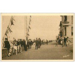 carte postale ancienne 50 COUTAINVILLE. Jetée Promenade