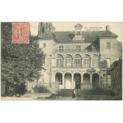 carte postale ancienne 50 COUTANCES. Hôtel de Ville 1905