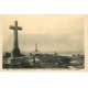 carte postale ancienne 50 GOURY. Croix des Marins submersoble Vandémiaire et Phare animation