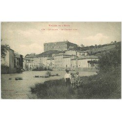 carte postale ancienne 11 QUILLAN. Le Château-Fort. Enfants posant pour la photo