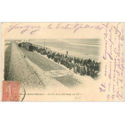 carte postale ancienne 50 LE MONT SAINT-MICHEL. Transports Train arrivée d'un Pélerinage 1906