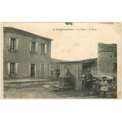 carte postale ancienne 11 ROQUETAILLADE. La Place et l'Ecole 1909
