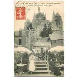 carte postale ancienne 50 MONT-SAINT-MICHEL. Terrasse Veuve Poulard et Abbaye 1912. Café Restaurant