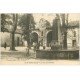 carte postale ancienne 11 SAINT-DENIS. Place et Fontaine