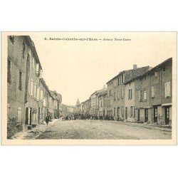 carte postale ancienne 11 SAINTE-COLOMBE-SUR-L'HERS. Avenue Notre-Dame. Carte Notice