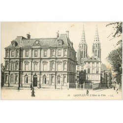 carte postale ancienne 50 SAINT-LO. Hôtel de Ville animation