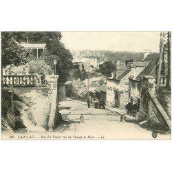 carte postale ancienne 50 SAINT-LO. Rue des Noyers 1916 vue du Champs de Mars