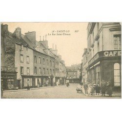 carte postale ancienne 50 SAINT-LO. Rue Saint-Thomas Café du Théâtre 1916