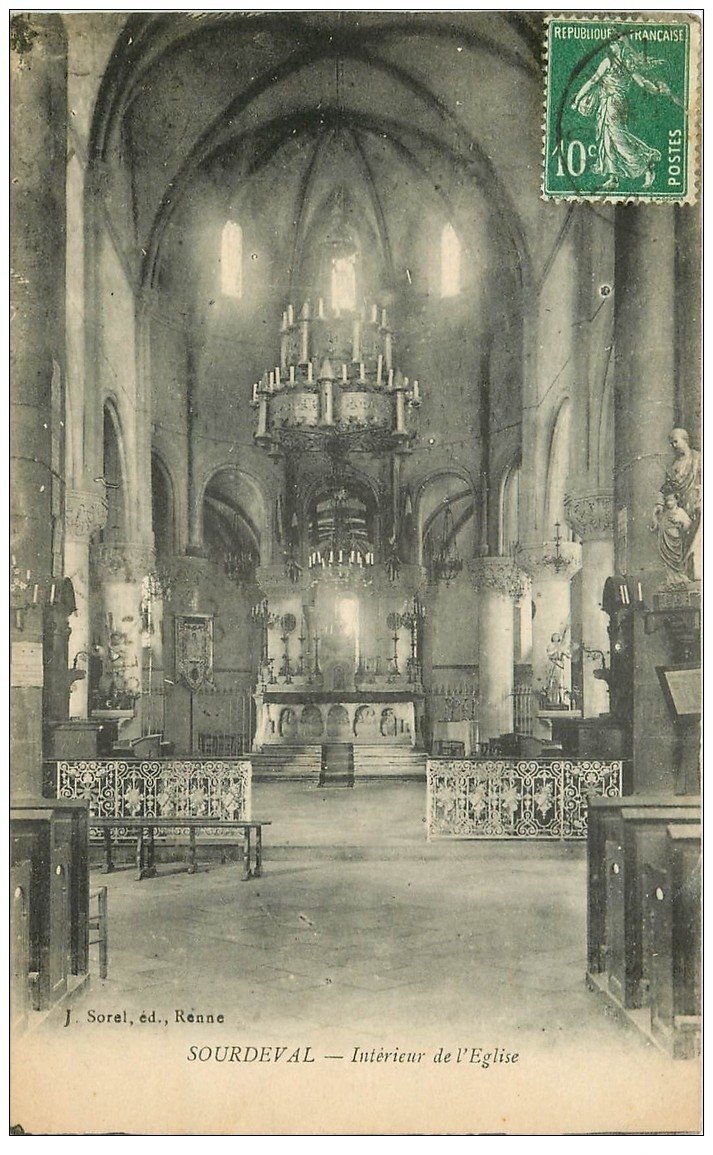 carte postale ancienne 50 SOURDEVAL-LA-BARRE. Eglise