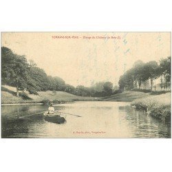 carte postale ancienne 50 TORIGNI-SUR-VIRE. Rameur sur l'Etang du Château du Bois 1923