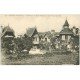 carte postale ancienne 50 URVILLE-NACQUEVILLE. Le Village Normand