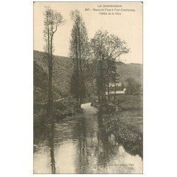 carte postale ancienne 50 VALLEE DE LA VERE. Route Flers à Pont-Erambourg 1924