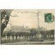 carte postale ancienne 50 VALOGNES. Calvaire et Hôtel Moissonnière 1915 animation
