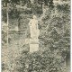 carte postale ancienne 52 BOURBONNE-LES-BAINS. Le Parc du Casino Statue Jeanne d'Arc