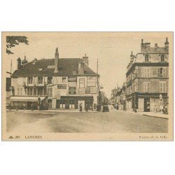 52 LANGRES. Entrée de la Ville avec Pompe à Essence ancienne