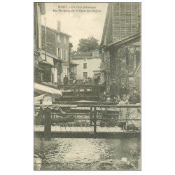carte postale ancienne 52 WASSY. Canal des Moulins Rue Mauljean