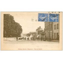 carte postale ancienne 53 CHATEAU-GONTIER. Rue de Razilly 1935