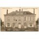 carte postale ancienne 53 COSSE-LE-VIVIEN. Monument aux Morts et Mairie animation