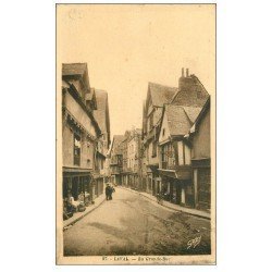 carte postale ancienne 53 LAVAL. La Grande Rue avec Tabac