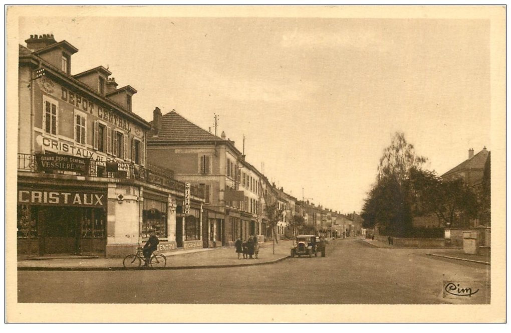 carte postale ancienne 54 BACCARAT. Rue de Frouard. Dépot Central Cristaux