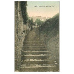 carte postale ancienne 54 BRIEY. Escaliers de la Grosse Tour en couleur