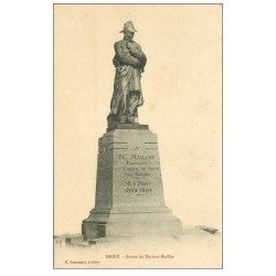 carte postale ancienne 54 BRIEY. Statue du Docteur Maillot 1914