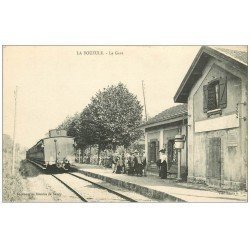 54 LA BOUZOULE. La Gare avec Train
