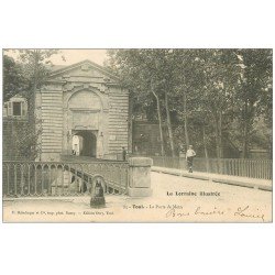 carte postale ancienne 54 TOUL. La Porte de Metz 1904
