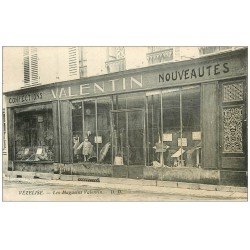 carte postale ancienne 54 VEZELISE. Les Magasins Valentin