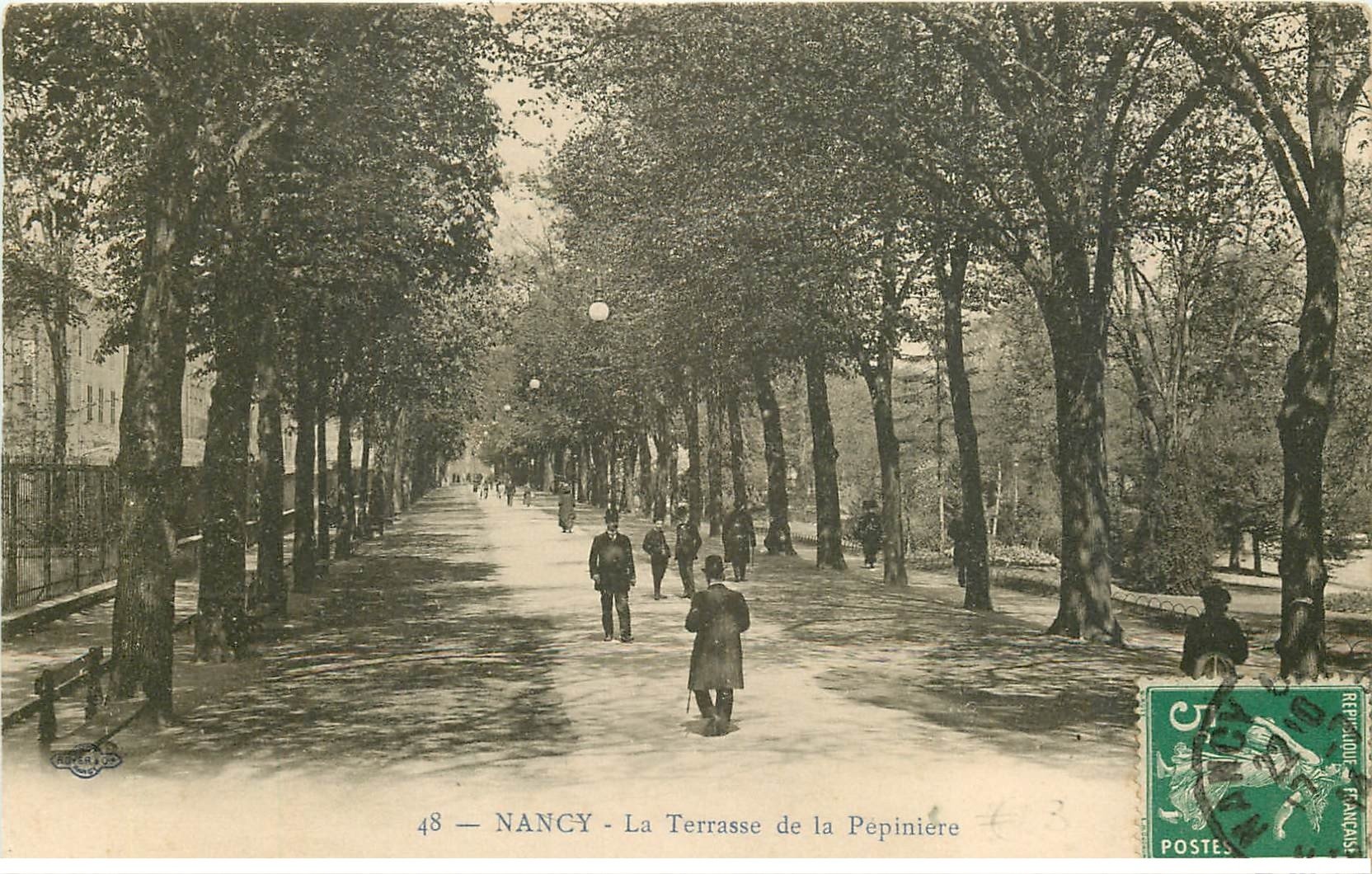 carte postale ancienne 54 NANCY. A la Pépinière. La Terrasse 1914