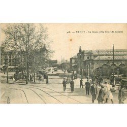 carte postale ancienne 54 NANCY. La Gare 1930 Cour de départ