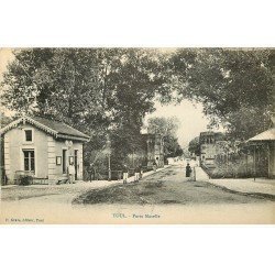 carte postale ancienne 54 TOUL. La Porte Moselle