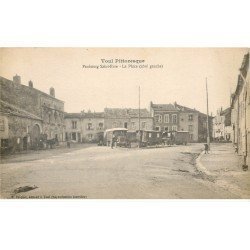 carte postale ancienne 54 TOUL. La Place Faubourg Saint-Epure Camion et Roulottes