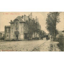 carte postale ancienne 54 TOUL. Avenue de la Gare