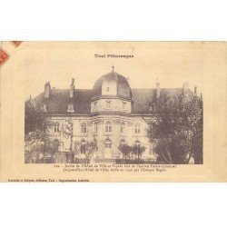 carte postale ancienne 54 TOUL. Jardin Hôtel de Ville 1911