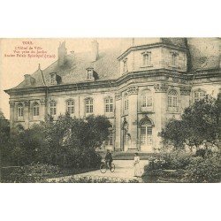carte postale ancienne 54 TOUL. Hôtel de Ville du Jardin