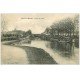 carte postale ancienne 55 PAGNY-SUR-MEUSE. Péniches dans le Port du Canal 1915. Camions Militaires
