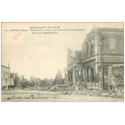 carte postale ancienne 55 REVIGNY. Hôtel de Ville et Rue de Bar-le-Duc 1916