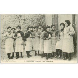 12 ROQUEFORT. Les Cabanières. Ouvrières du Fromage 1914
