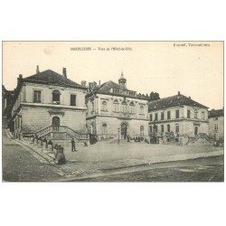 carte postale ancienne 55 VAUCOULEURS. Place Hôtel de Ville 1916