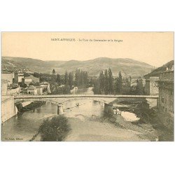carte postale ancienne 12 SAINT-AFFRIQUE. Vieux Pont du Centenaire et la Sorgne