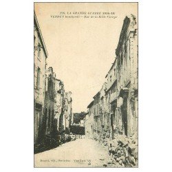 carte postale ancienne 55 VERDUN. Rue Belle Vierge bombardée 226. Guerre 1914-18